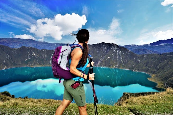 Quilotoa Enchanted Crater: Hike the Turquoise Laguna from Quito