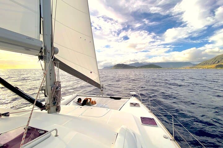 Private Oahu Sunset Yacht Charter from Ko Olina with Tasting Menu