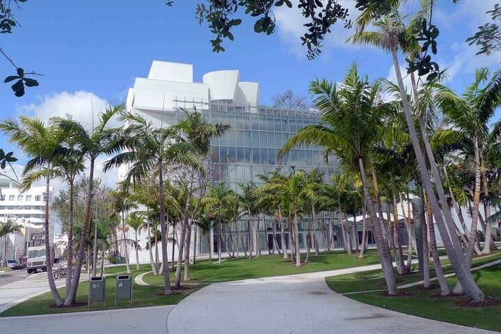 Miami Beach Scavenger Hunt — Colors & Culture Self-Guided Adventure photo 6
