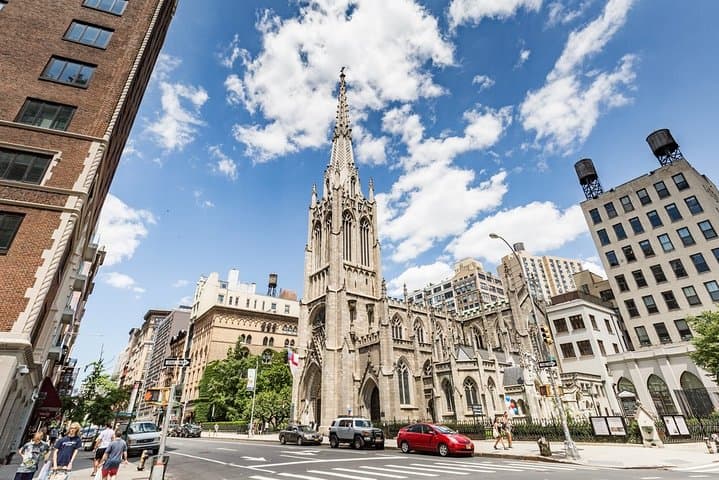 Midtown Park Hopper Scavenger Hunt — Self-Guided Manhattan Walking Adventure photo 4