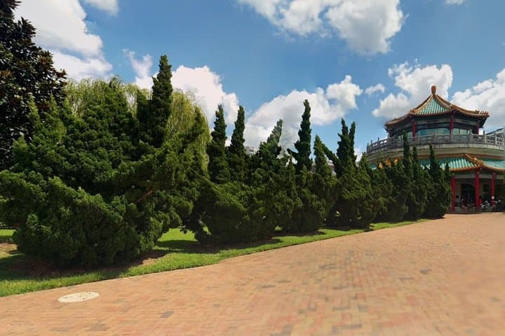 Mystery of Norfolk: Self-Guided Scavenger Hunt & Photo Adventure photo 3