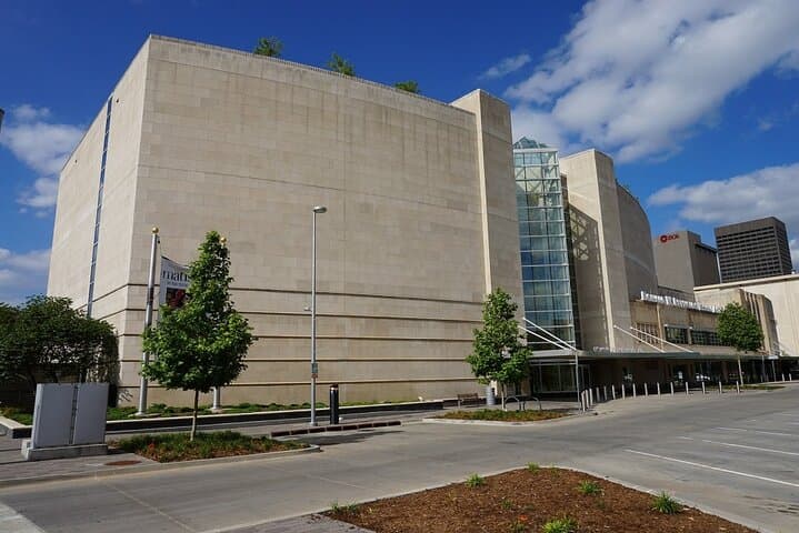 Oklahoma City Scavenger Hunt: Wild Western Art Self-Guided Walking Adventure photo 4