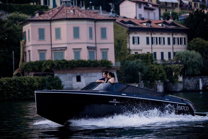 Lake Como Private Boat Tour — 1-Hour Luxury Yacht Cruise photo 3