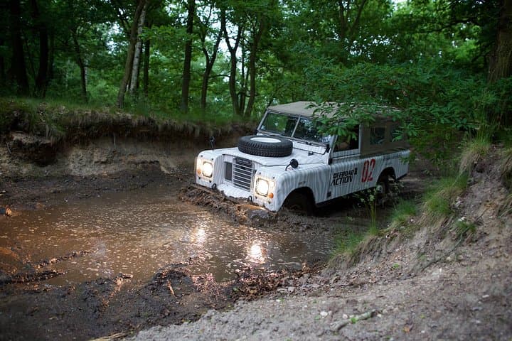 Land Rover Off‑Road Driving Day Near Prague — Full‑Day 4x4 Training photo 4