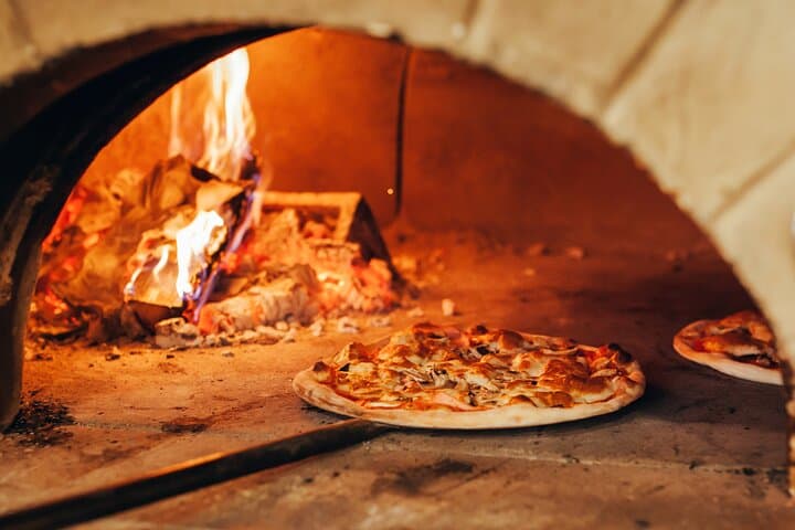 North End Pizza & Freedom Trail Walking Tour: Boston History and Pizza Tasting photo 5