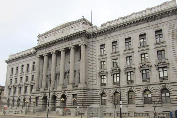 Roaming the Rust Belt: Youngstown Scavenger Hunt Guide photo 4