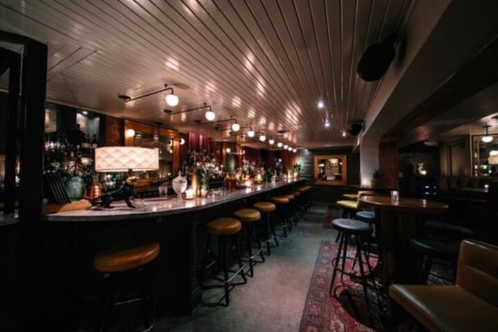 Toronto Bar Hunt: App-Led Scavenger Night Out in Downtown Toronto photo 4