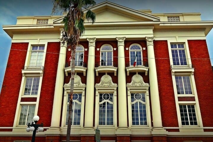 Ybor City Scavenger Hunt: Self-Guided Let’s Roam Adventure in Tampa photo 3