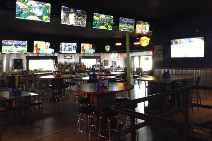Portland App‑Led Bar Hunt: Scavenger Pub Crawl Through SE Portland photo 4