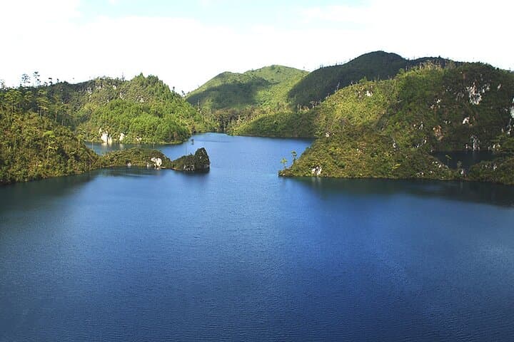 3-Day Chiapas Highlights: San Cristóbal, El Chiflón & Lagunas de Montebello