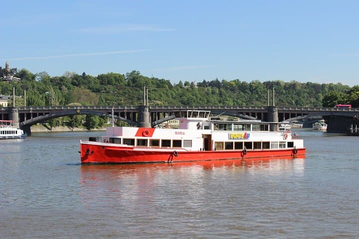 Full-Day Prague Castle and Vltava River Cruise: Walk, Lunch & History photo 3