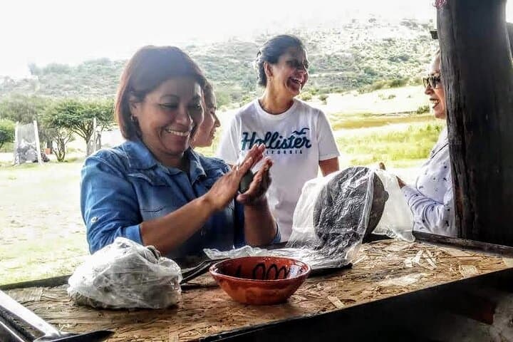 Pulque Ranch Day Trip in Tepotzotlán: Agave Fields & Cooking Workshop photo 6