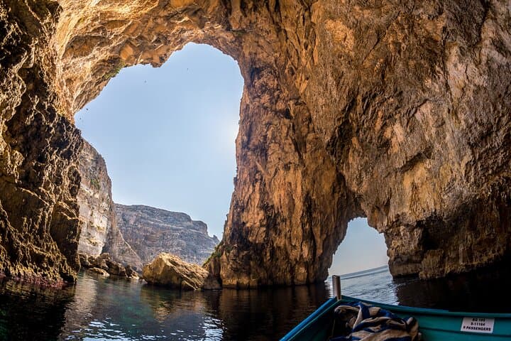 Private Malta & Gozo Full-Day Tour — Mdina, Megaliths, Blue Grotto and Dingli Cliffs photo 4