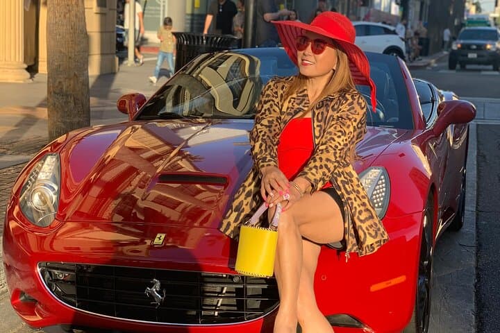 Private Ferrari California Drive: Hollywood to Sunset Strip
