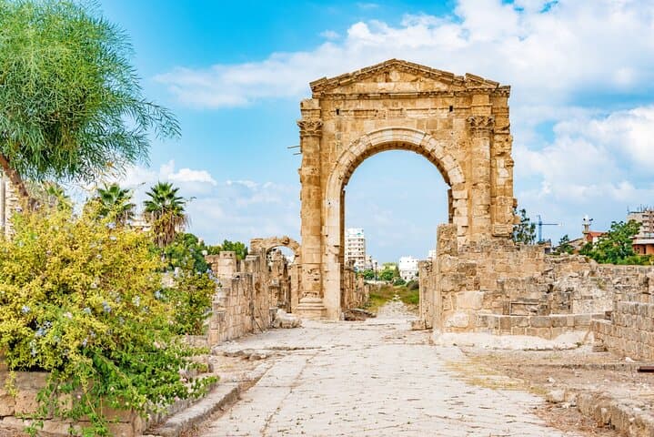 Sidon, Tyre & Maghdouche: Small-Group Day Tour from Beirut photo 6
