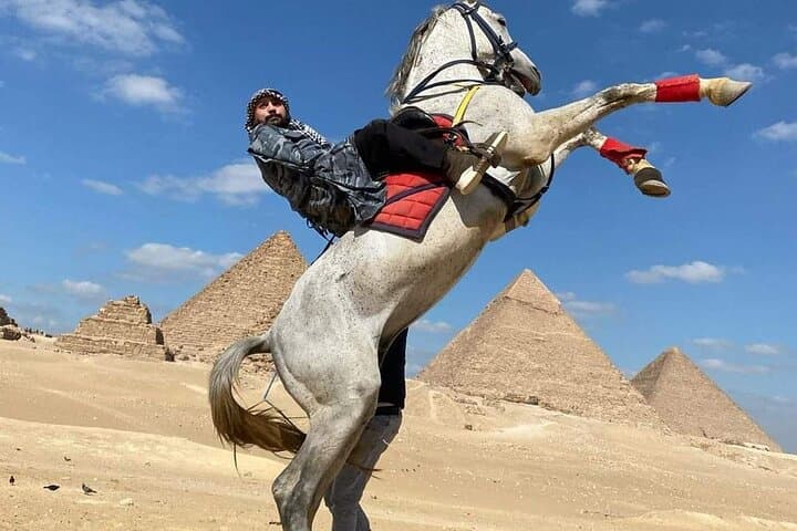Private 3-Hour Giza Pyramids & Sphinx Tour with Camel Ride photo 3