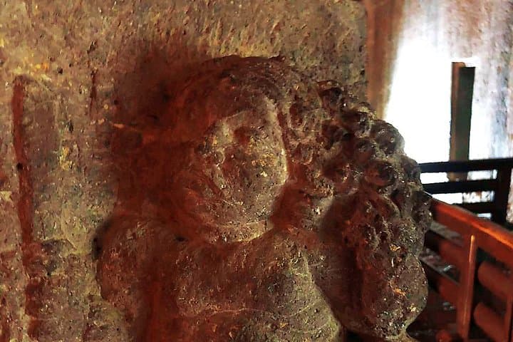 Audio Walking Tour of Ajanta Caves: Self-Guided Visit to Aurangabad’s Rock-Cut Wonders photo 4