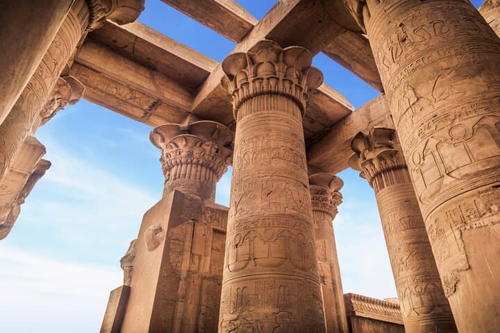 Full-Day Luxor East & West Bank Tour — Karnak, Valley of the Kings & Hatshepsut photo 5