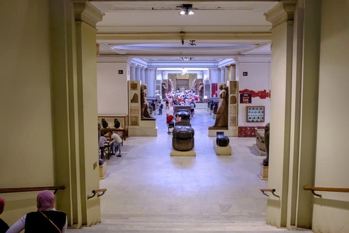 Giza Pyramids and Egyptian Museum: Full-Day Private Tour from Cairo photo 4