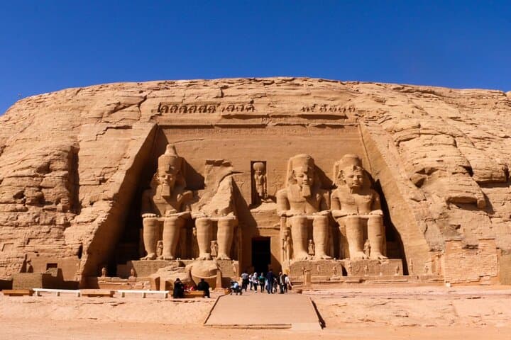 Abu Simbel Day Trip from Aswan — Coach Tour to Ramses II & Nefertari Temples