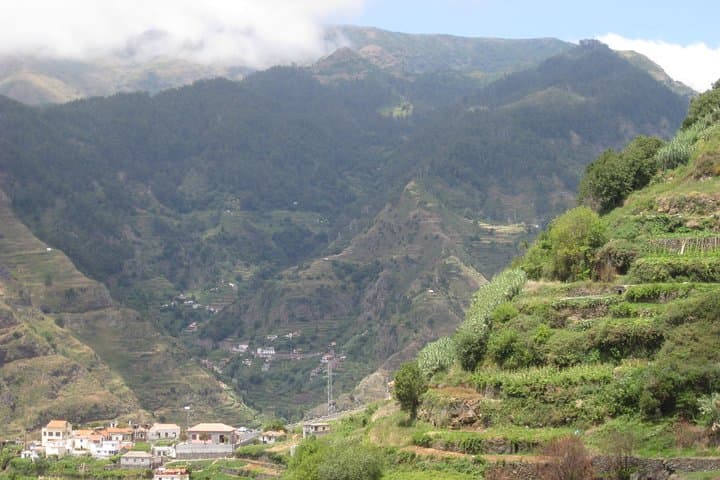 Serra D'Água Valley Guided Walk: Levada Trails & Island Views