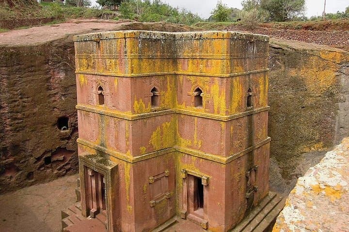 4 Days in Lalibela: Trek to Hudad and the Rock-Hewn Churches photo 1