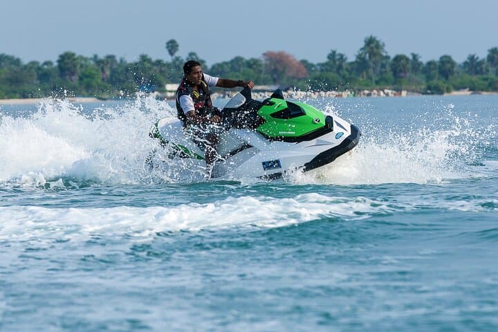 Pasikudah 3-Day Beach and Whale-Watching Tour from Kandy photo 6
