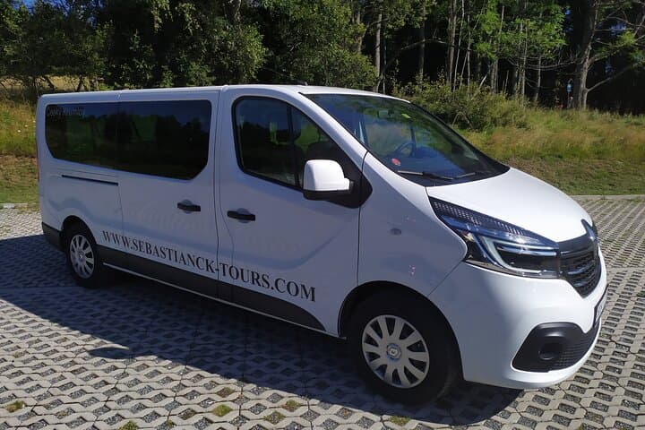 Private Transfer from Cesky Krumlov to Karlovy Vary — Scenic One‑Way Minivan Service photo 6