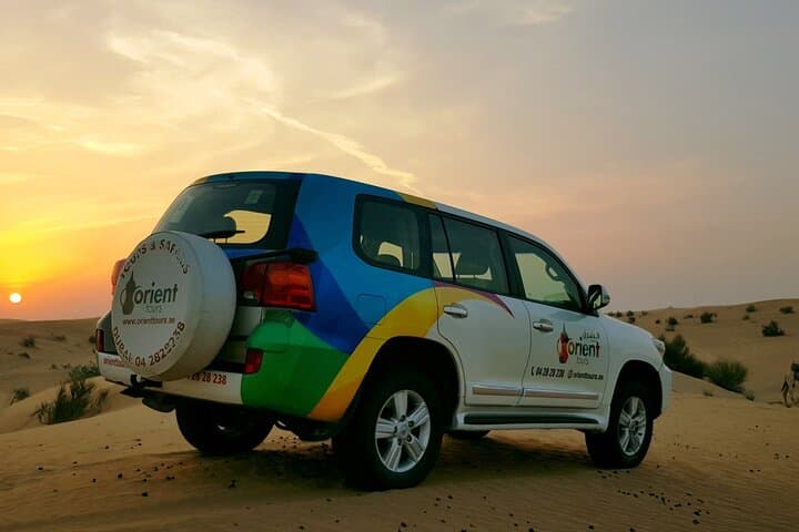 Overnight Desert Safari and Private Cabin Stay from Dubai