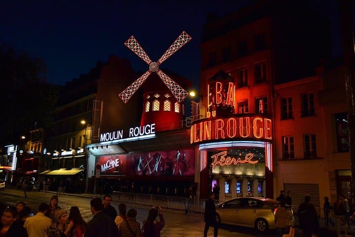 Private Full-Day Paris City Tour with Pickup — Eiffel Tower, Seine Cruise & Montmartre photo 4