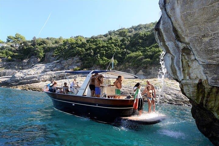 Capri Small-Group Boat Tour from Naples — Full-Day Island Cruise with Light Lunch photo 4