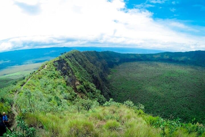 Mount Longonot Day Hike: Crater Rim Trek with Rift Valley Views photo 2