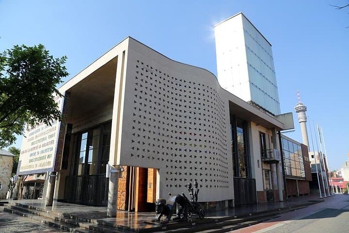 Constitutional Hill Highlight Tour: Johannesburg’s Constitutional Court & Prison History