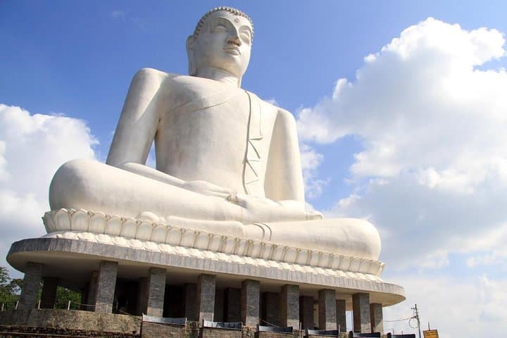 Wayamba Triangle Day Tour from Kandy — Kurunegala Elephant Rock & Ridi Viharaya photo 6