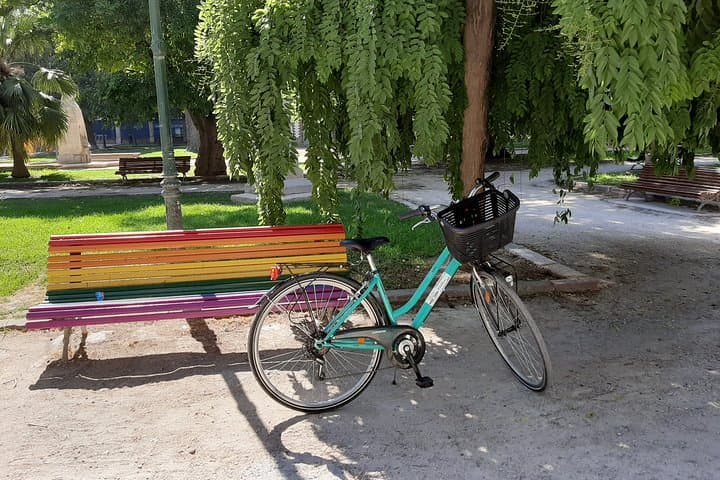 Rent a City Bike in Valencia — All-Day 6-Speed City Bicycle Rental photo 5