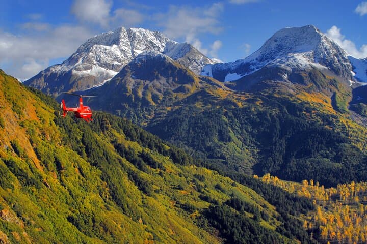 Anchorage Glacier Flightseeing: 30-Minute Helicopter Tour Over the Chugach Icefields photo 3