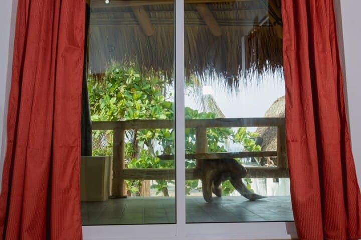 La Ventanilla 3-Day Estuary Tour & Xalli Hotel Jacuzzi Suite, Oaxaca photo 6
