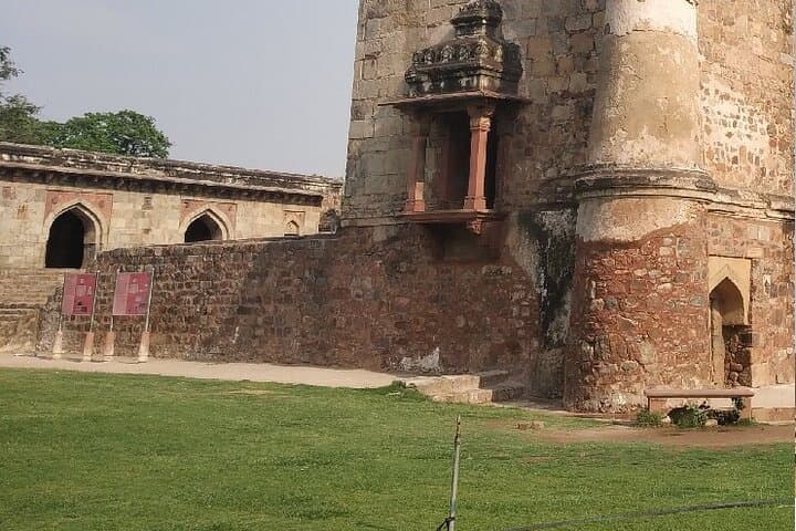 Explore Delhi’s Hidden Forts and Gardens: Full-Day Private Tour with Lunch photo 6