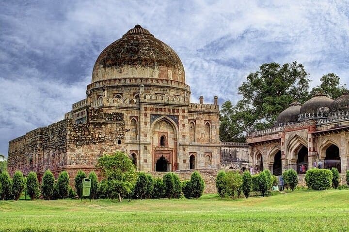 Explore Delhi’s Hidden Forts and Gardens: Full-Day Private Tour with Lunch photo 5