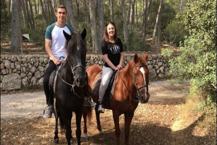 Horseback Riding Near Montevideo: 1.5-Hour Guided Ride Through Prairies & Native Forest photo 4