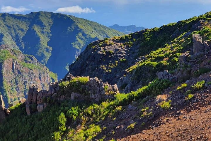 Private Full-Day Off-Road Tour Madeira: Funchal to Plateau & Volcanic Pools photo 2