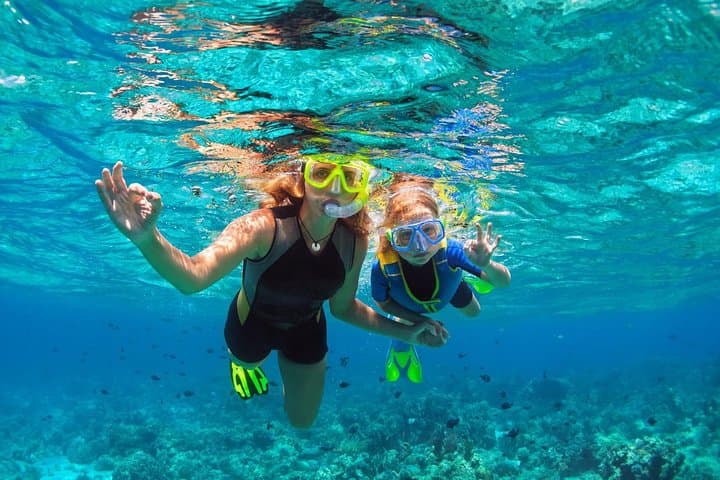 West Bay Island Snorkel Tour — 90-Minute Snorkeling & Beach Access in Roatán