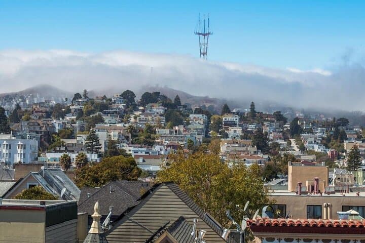 Exploring San Francisco's Mission District: Food, Murals & Local Culture photo 4