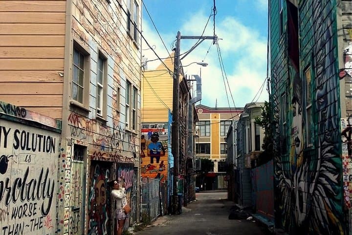 Exploring San Francisco's Mission District: Food, Murals & Local Culture photo 6