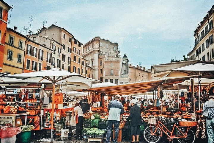 Offbeat Private Rome Walking Tour: Ponte Sant'Angelo to Trastevere with Local Guide photo 4