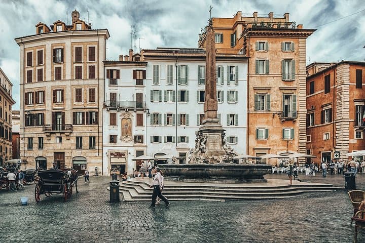 Offbeat Private Rome Walking Tour: Ponte Sant'Angelo to Trastevere with Local Guide photo 5