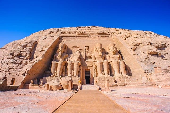Sail a Dahabiya: Luxor to Aswan Private Nile Cruise and Temple Tours photo 4
