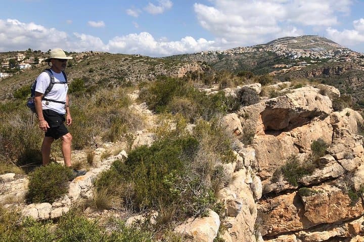 Coastal Cliffs & Fishermen’s Paths: Hiking from El Portet to Cala del Moraig photo 4