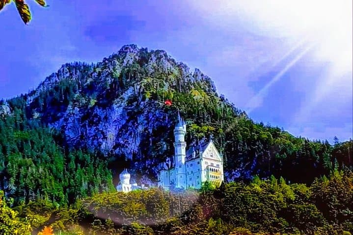 Private Skip-the-Line Neuschwanstein Tour from Garmisch-Partenkirchen — Full-Day Castles & Alpine Drive photo 3