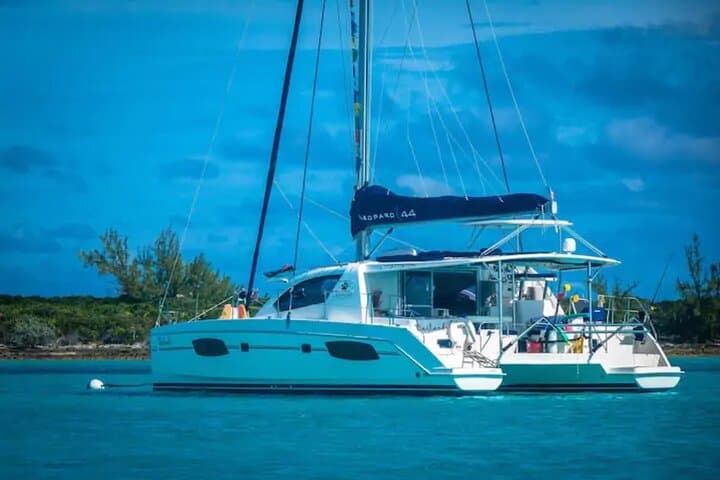 4-Day Catamaran Sailing Experience in the Exumas, Bahamas — Islands, Reefs & Sand Bars